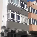 Charming 2 Rooms Apartment, 3 Beds-10 Min Walk To Las Canteras Beach